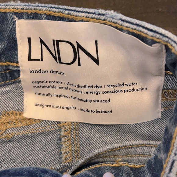 NWT LNDN Landon Denim Sunday Pant Cut-Out Waist Slit Leg Jeans - Medium Wash - Picture 9 of 10